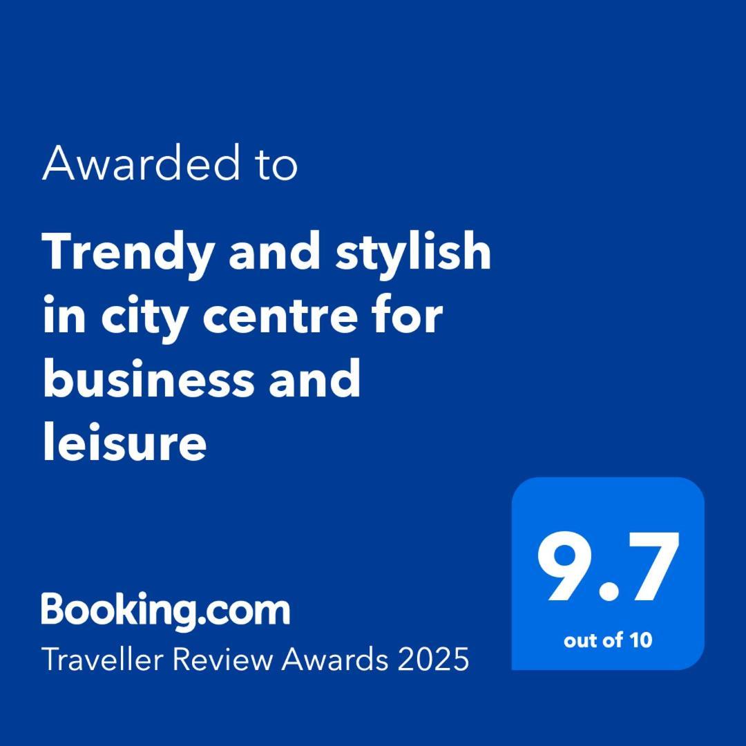 Trendy And Stylish In City Centre For Business And Leisure ソフィア エクステリア 写真